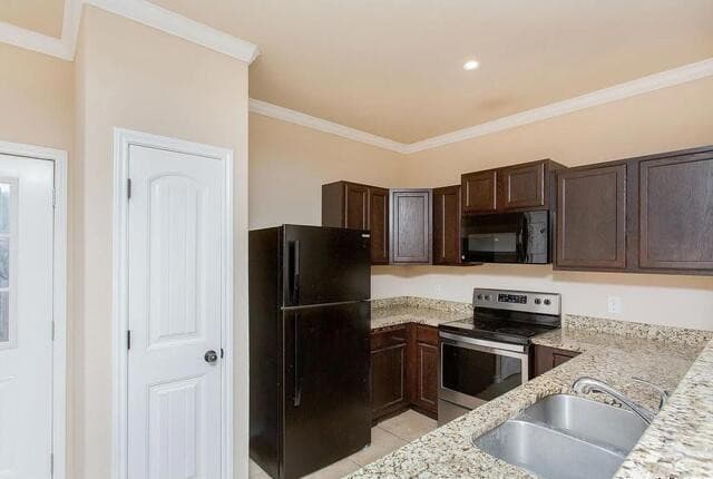 rental at 6510  Melanzane Unit 104 in San Antonio, TX — photo 2