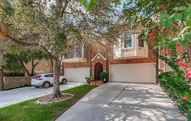 rental at 145  Elizabeth Rd in Alamo Heights, TX — photo 1