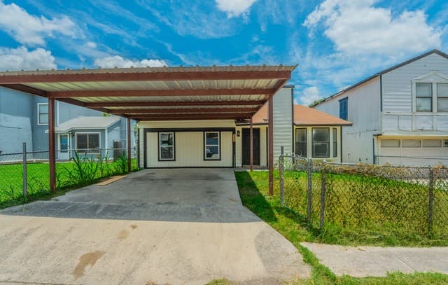 rental at 4130  Alaskian Sunrise in San Antonio TX