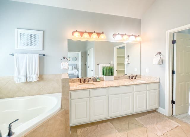 rental at 8250  Cruiseship Bay Unit 903 in San Antonio, TX — photo 4