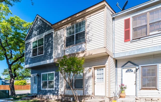 rental at 12205 Magnolia Blossom in San Antonio TX