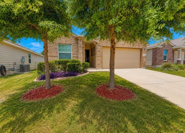 rental at 9723  Morgans Mills in San Antonio, TX — photo 2