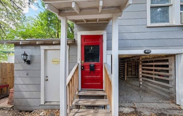 rental at 109 W Norwood Ct Unit 2 in San Antonio, TX — photo 1