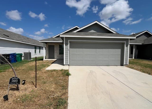 rental at 5819  Repeating Way in Von Ormy, TX — photo 1
