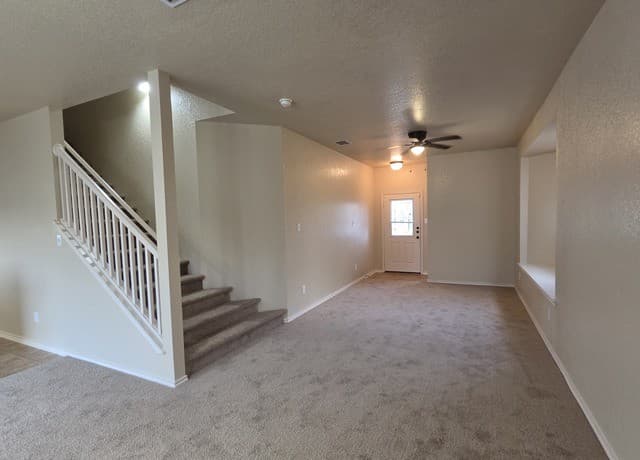 rental at 7674  Mustang Meadow in San Antonio, TX — photo 5