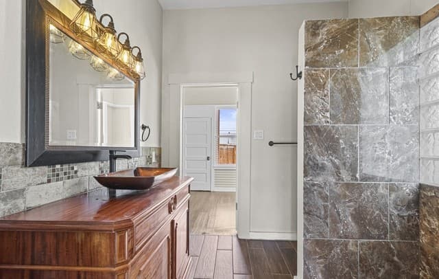 rental at 235  Cornell Ave in San Antonio, TX — photo 5