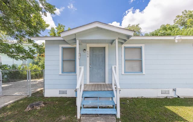rental at 534  Walton Ave in San Antonio, TX — photo 4