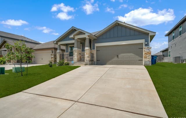 rental at 1220  Ella Xing in New Braunfels, TX — photo 2
