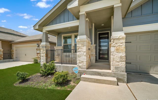 rental at 1220  Ella Xing in New Braunfels, TX — photo 4