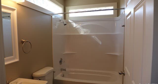 rental at 23  Us Highway 87 Unit A Unit A in Comfort, TX — photo 3