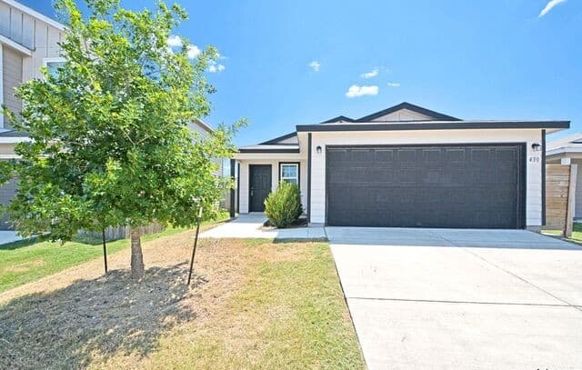 rental at 430 Russian Sage in New Braunfels TX