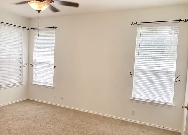 rental at 17063  Ashbury Ldg in San Antonio, TX — photo 4