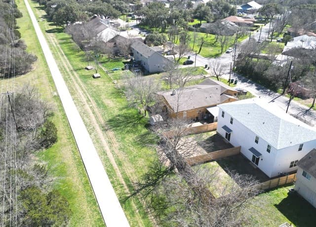 rental at 327  Ebner Street Unit A in Boerne, TX — photo 5