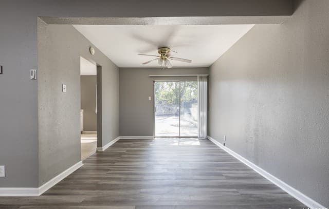 rental at 100  Lorenz Rd Unit 101 in San Antonio, TX — photo 5