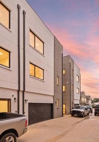 rental at 222  E Courtland Pl Unit 1 in San Antonio, TX — photo 2