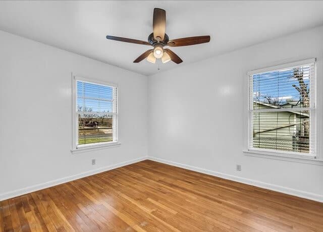 rental at 602  C Street in Floresville, TX — photo 5