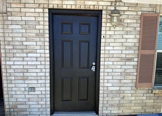 rental at 11203  Dublin Trce in San Antonio, TX — photo 2