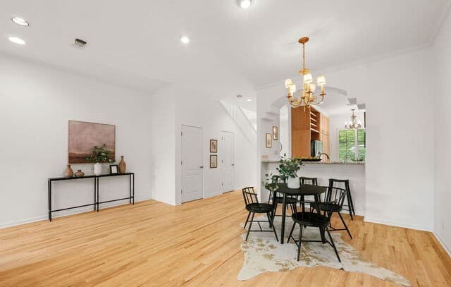 rental at 137  Saint Dennis Ave in San Antonio, TX — photo 5