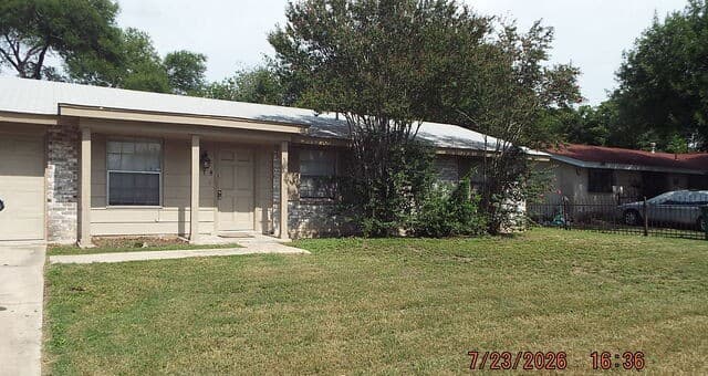rental at 4874  Castle Lance in San Antonio, TX — photo 1
