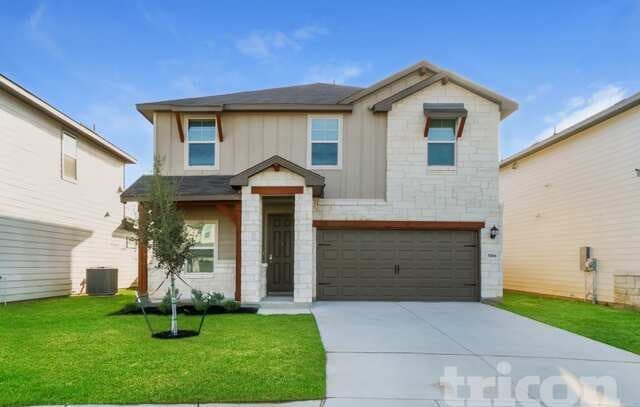 rental at 5806 Nyla Way in St Hedwig TX