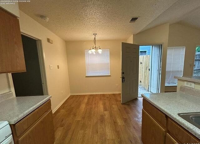 rental at 6323  Worchester Knls in San Antonio, TX — photo 4
