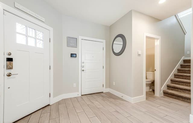 rental at 1426 E Sandalwood in San Antonio, TX — photo 3