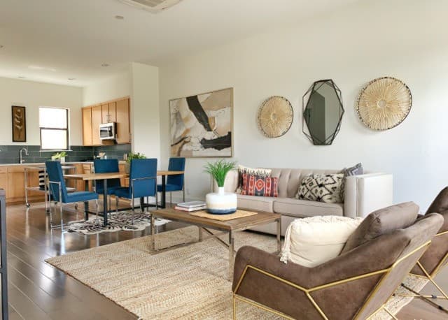 rental at 130 N Swiss Unit 101 in San Antonio, TX — photo 5