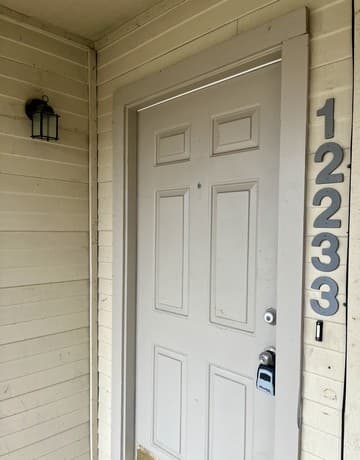 2-bedroom rental at 12233 Ridge Crown St in San Antonio, TX — photo 2