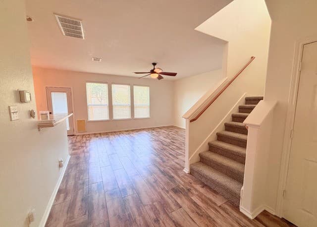 rental at 13606  Welsford in Live Oak, TX — photo 5