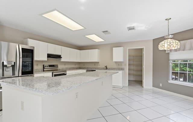 rental at 11214  Scarborough Ct in San Antonio, TX — photo 1