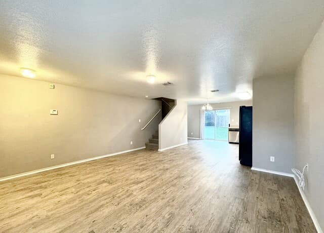 rental at 9926  Amber Ledge in San Antonio, TX — photo 2
