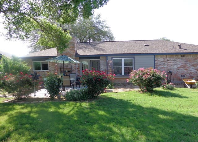 rental at 5511  Eaglewood St in San Antonio, TX — photo 2