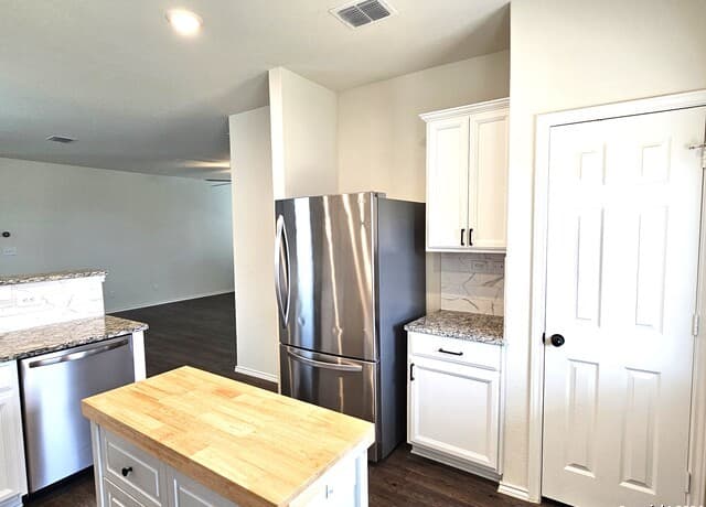 rental at 3162  Wild Iris in New Braunfels, TX — photo 3