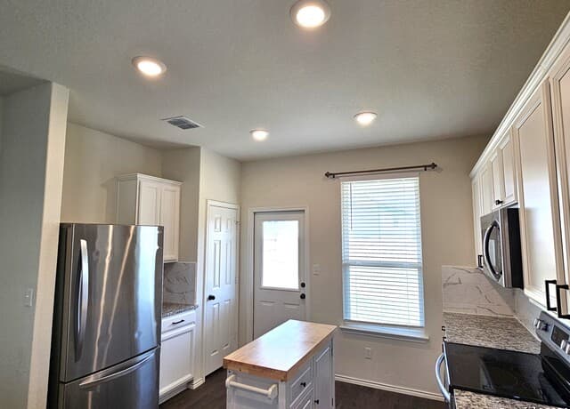 rental at 3162  Wild Iris in New Braunfels, TX — photo 5