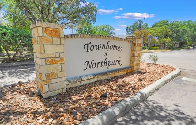 rental at 12210 Apricot Dr in San Antonio TX