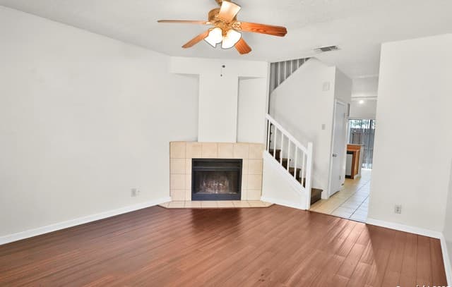 rental at 12210  Apricot Dr in San Antonio, TX — photo 3