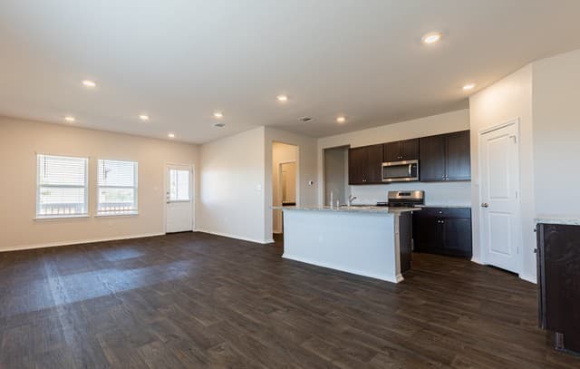 rental at 13804  Siltstone Loop in San Antonio, TX — photo 5