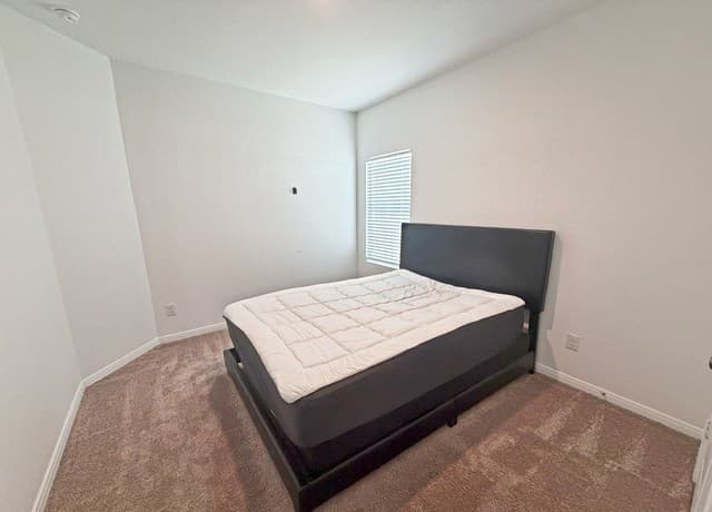rental at 12931  Rosemary Bnd in Converse, TX — photo 5