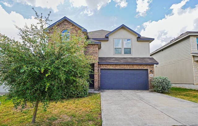 rental at 6810 Comanche Band in San Antonio TX