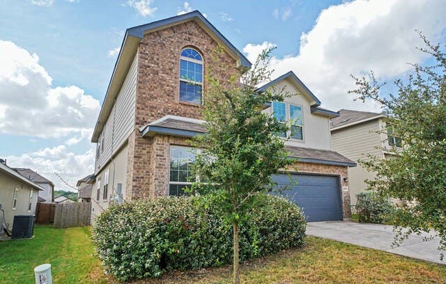 rental at 6810  Comanche Band in San Antonio, TX — photo 3