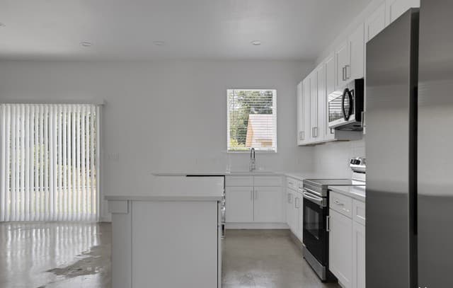 rental at 911  Piedmont Ave in San Antonio, TX — photo 3