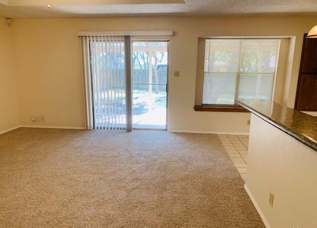 rental at 7430  Silent Sunset in San Antonio, TX — photo 5