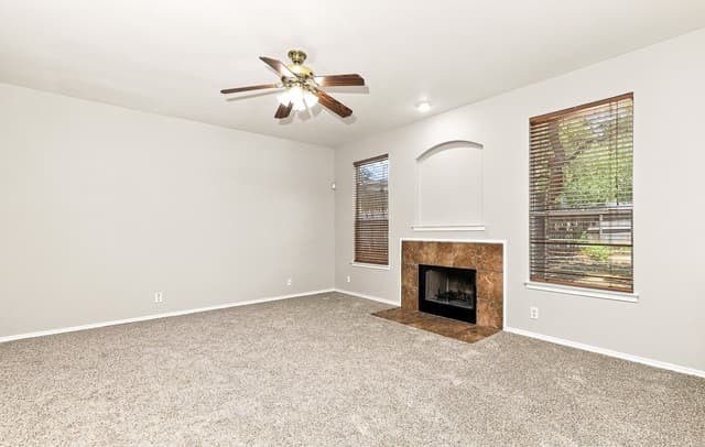 rental at 13506  Topaz Lk in Helotes, TX — photo 4