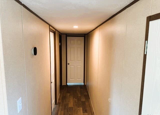3-bedroom rental at 277 County Road 1647 Unit 62 in Moore, TX — photo 3