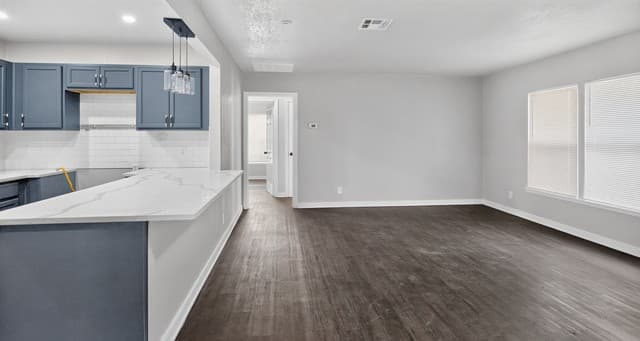 rental at 219  Leonidas Dr in San Antonio, TX — photo 4