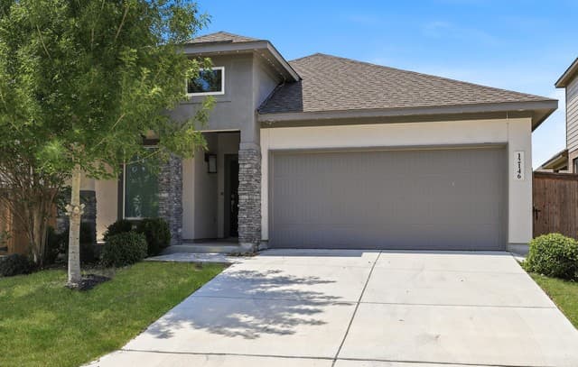 rental at 12146  Casparis in San Antonio, TX — photo 1