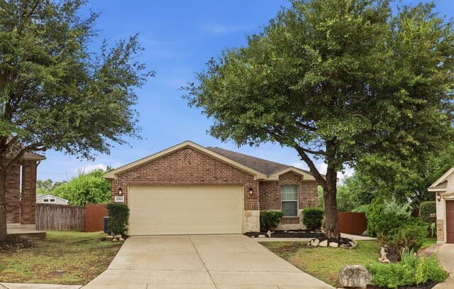 rental at 21503  Riverton Rise in San Antonio, TX — photo 1