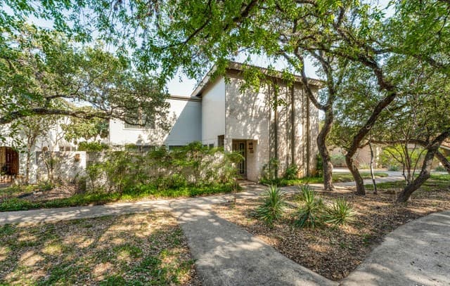 rental at 11642  Open Meadow St in San Antonio, TX — photo 1