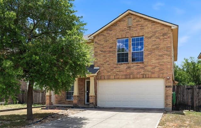 rental at 10202  Roseangel Ln in Helotes, TX — photo 1