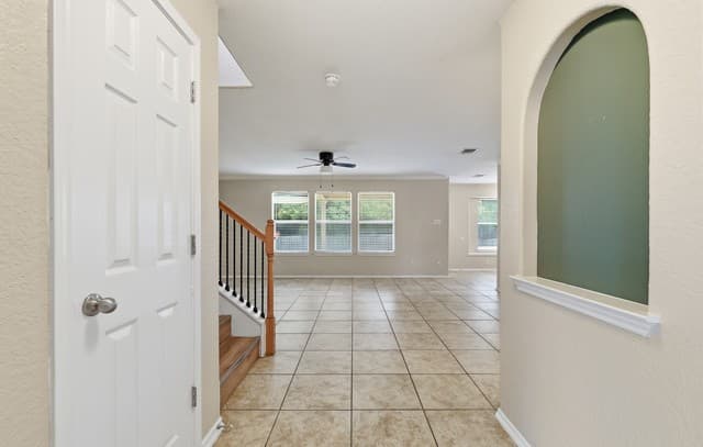 rental at 10202  Roseangel Ln in Helotes, TX — photo 4
